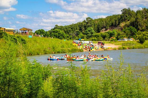 Tube trip on the niobrara river landing at Penbrook landing